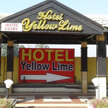 Hotel Yellow Lime 아흐메다바드 외부 사진