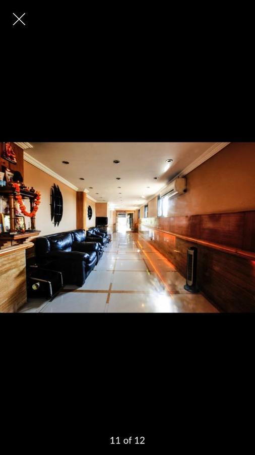 Hotel Yellow Lime 아흐메다바드 외부 사진