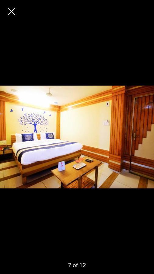 Hotel Yellow Lime 아흐메다바드 외부 사진