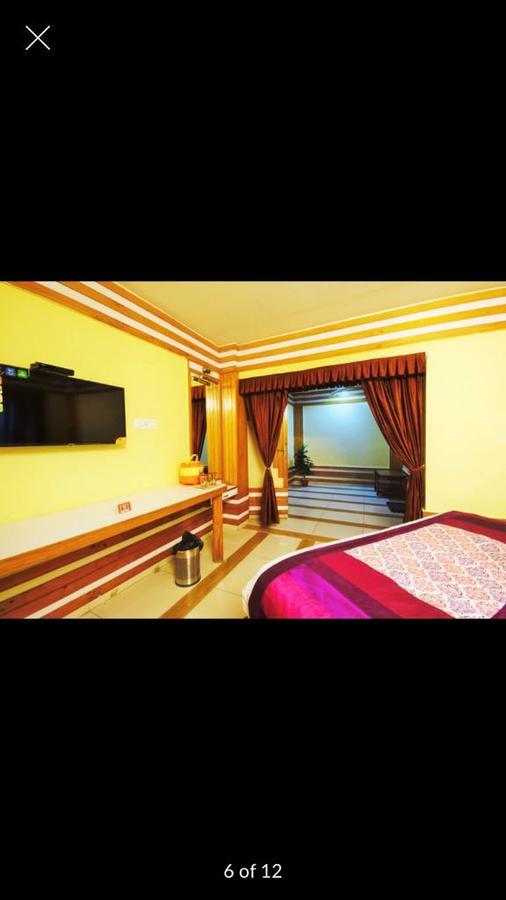 Hotel Yellow Lime 아흐메다바드 외부 사진